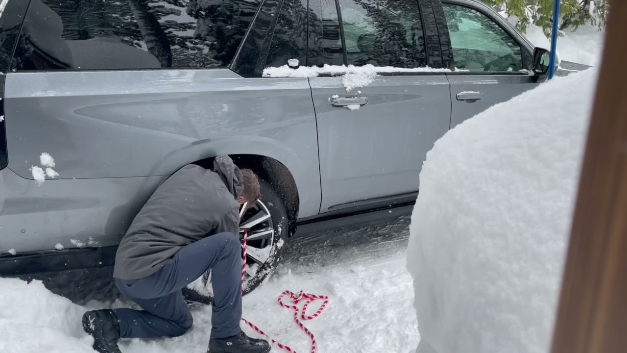 Rope tire chain, old fashion way.