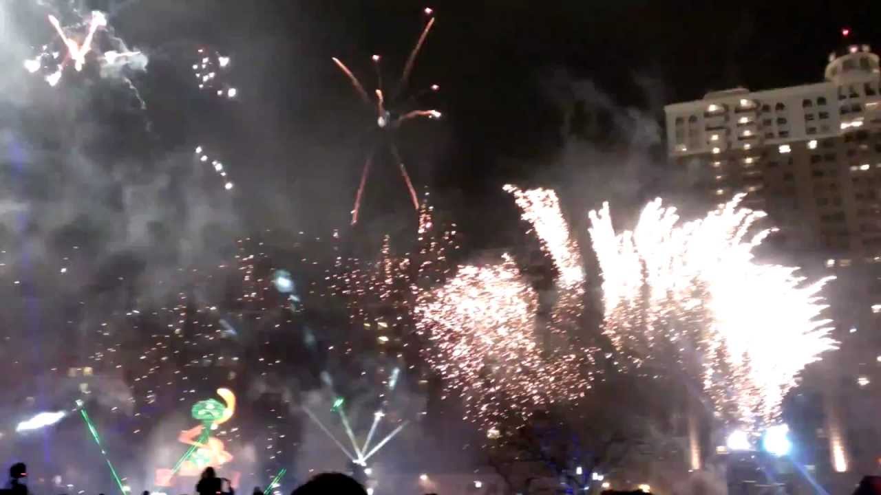 2013 金蛇舞乾坤-桃園囍耀升 煙火秀