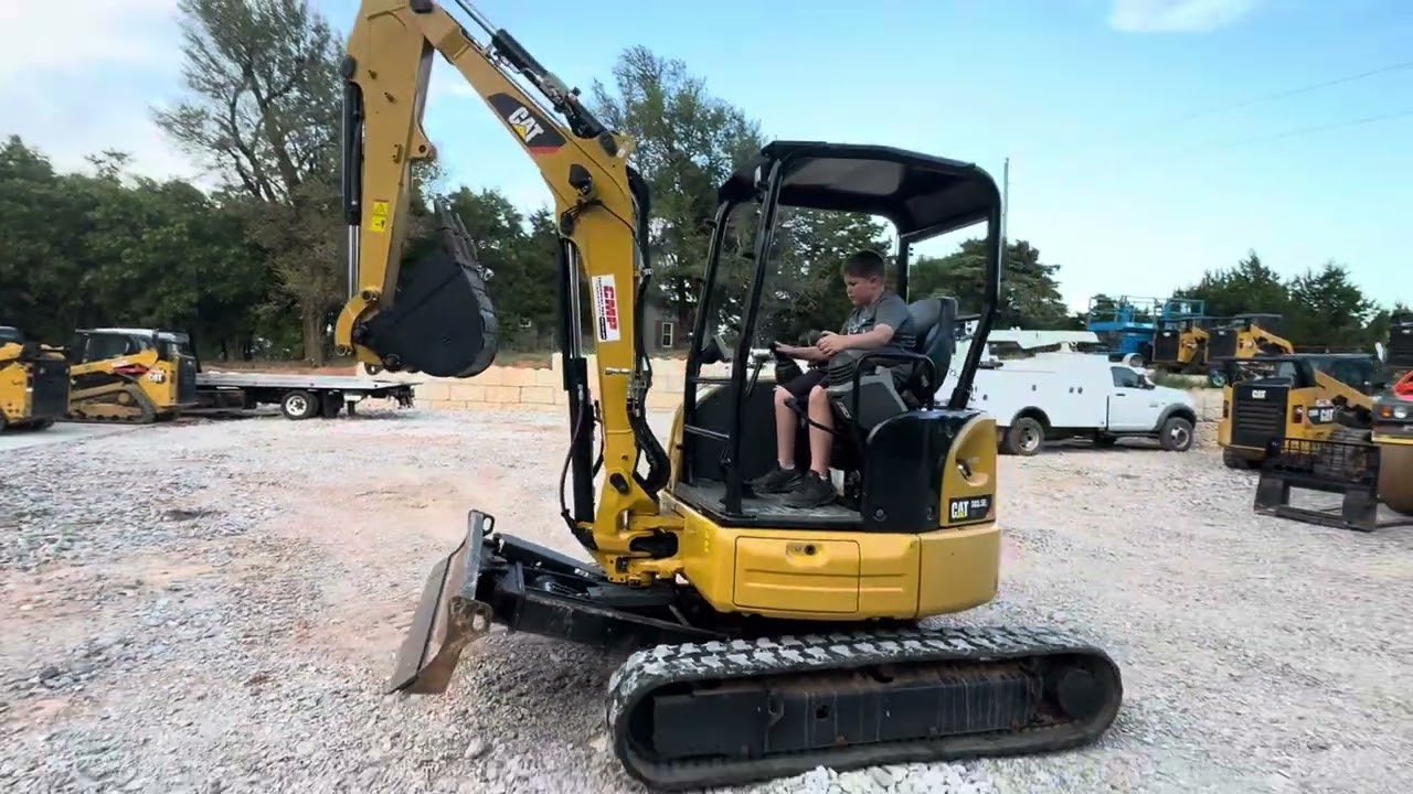 2020 Cat 303.5 E2 Mini Ex Excavator Y06536