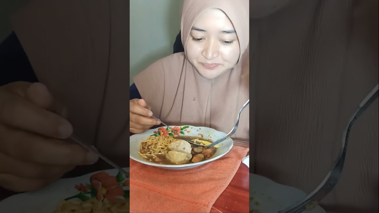 Mie ayam pake bakso urat 18k