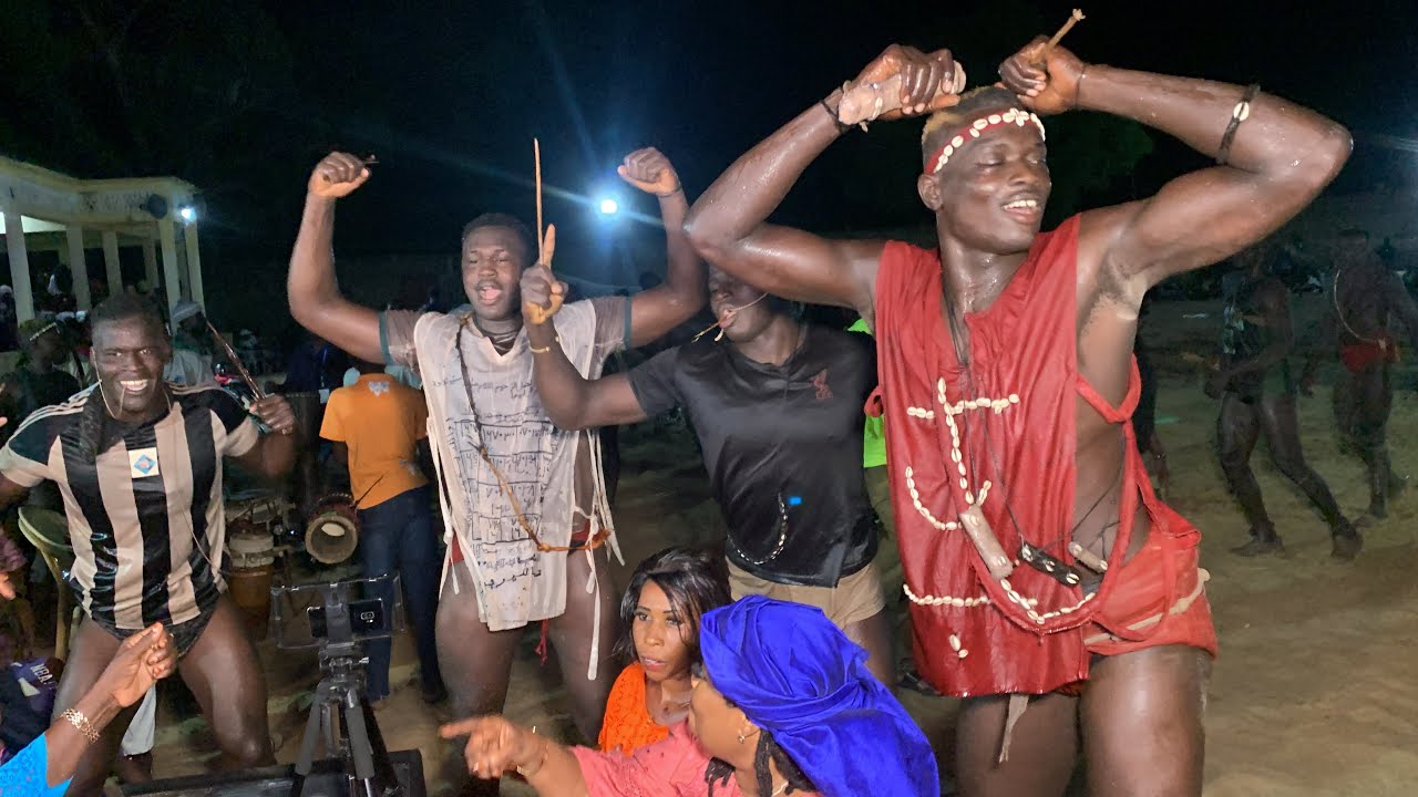 Du jamais vu, Tékouwaneté BROSSE, SAPEUR, DJIDIACK, MONE, MONUMENT à FIMELA le 05 novembre 2023