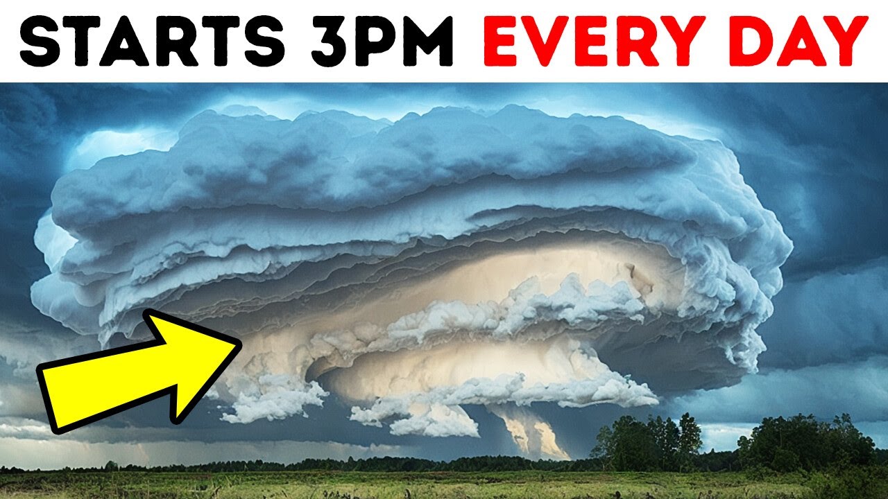 You Can Set Your Clock by This Thundercloud