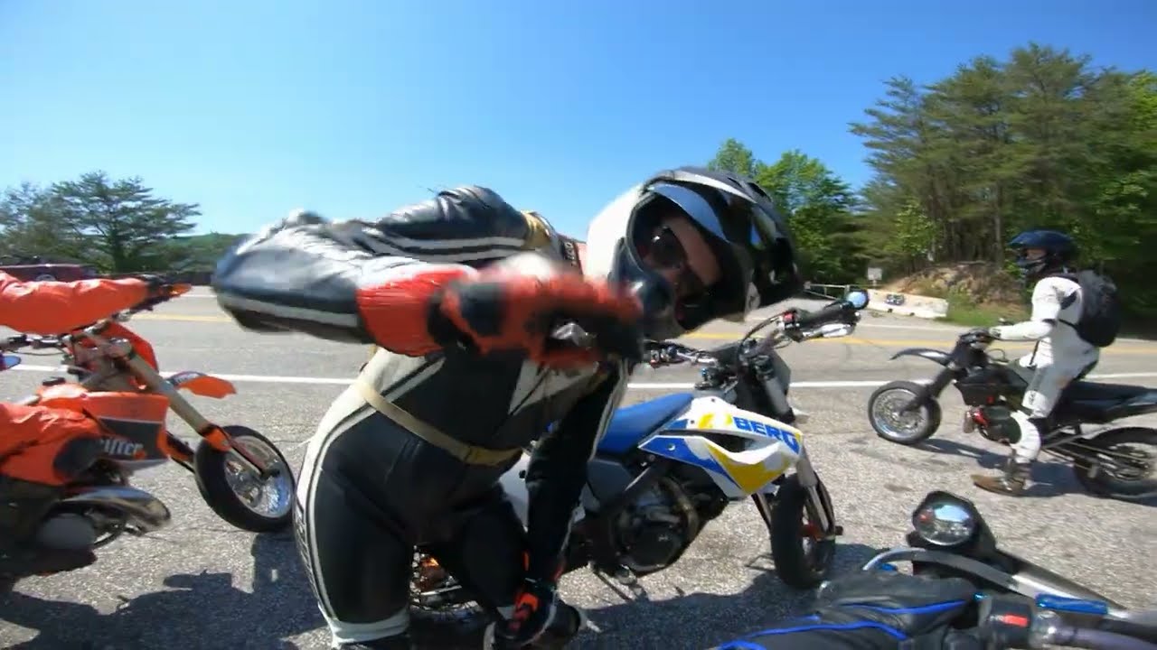 Supermotos RIPPING the Tail of the Dragon | 4K RAW