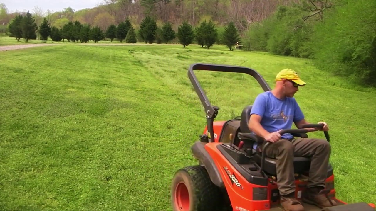 DIESEL mower Kubota ZD326 (1.5 acres in 18 mins)