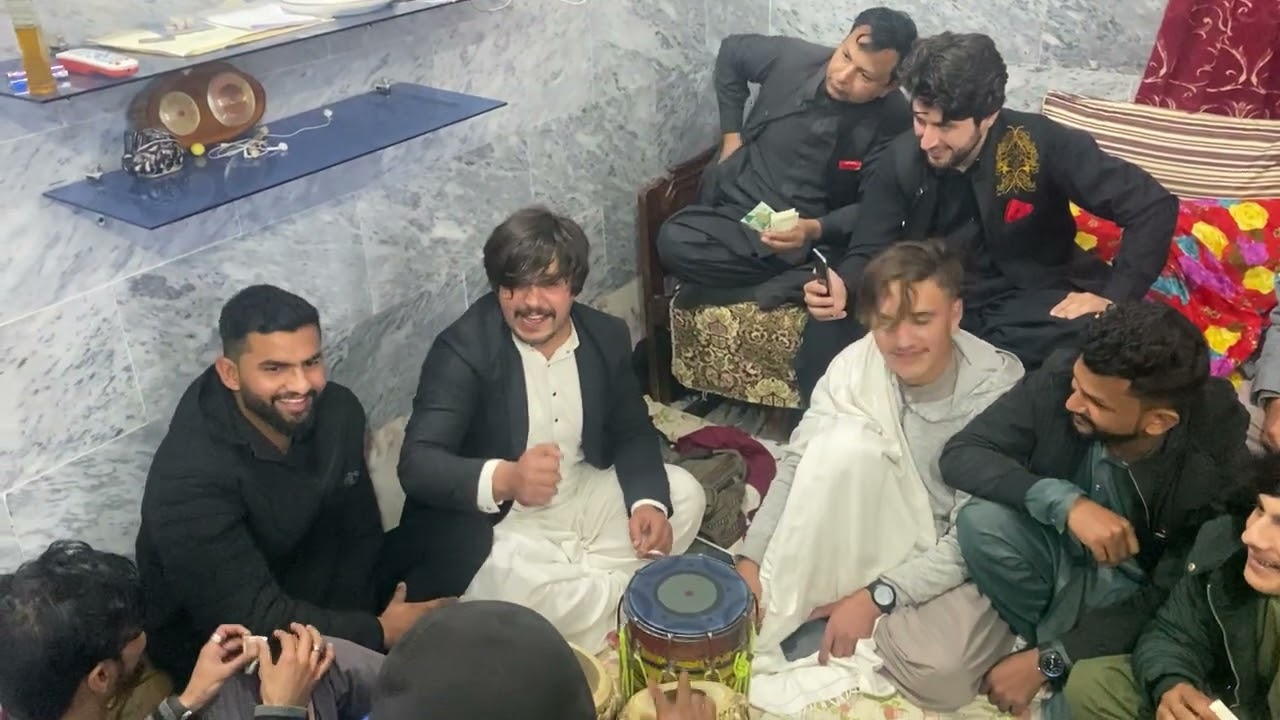 Be perwaa dhola //#hazara Music #mansahra #singer wahab khan