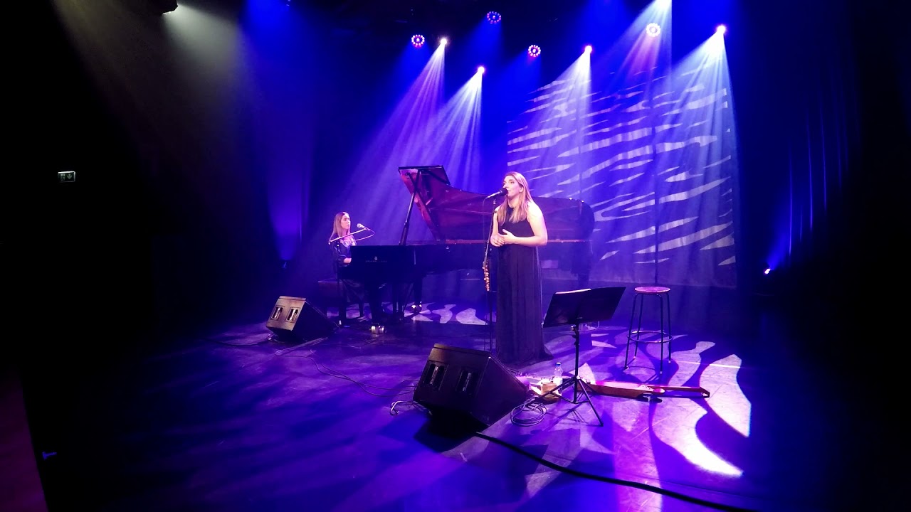 Ti kala to leei t'aidoni - Merve & Chrysa