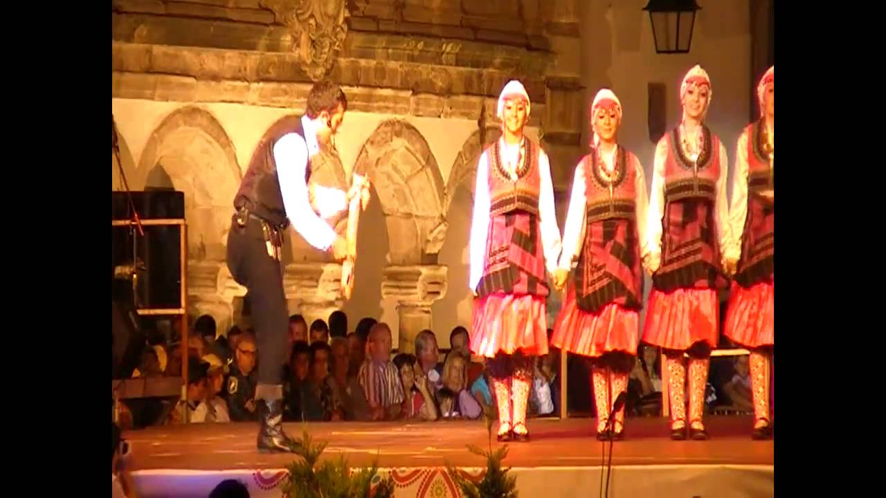 Turkish traditional folk dance: Trabzon