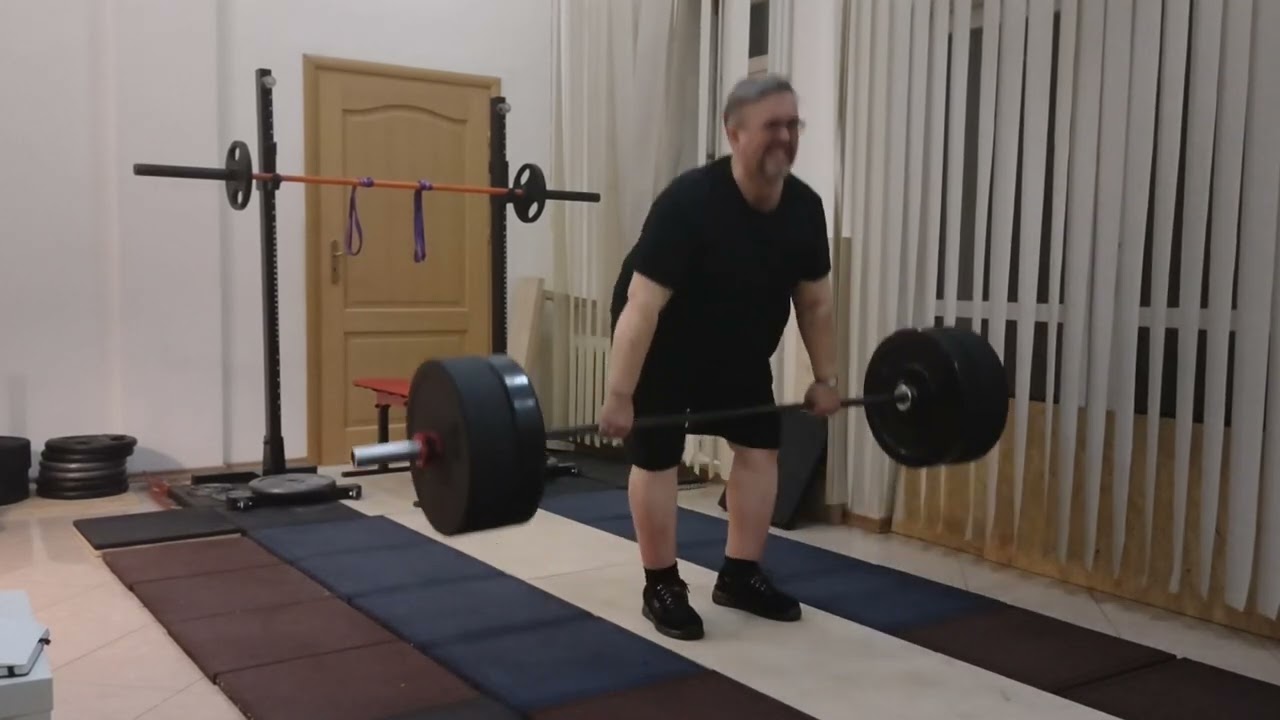 100kg DL, joining the two plate club.