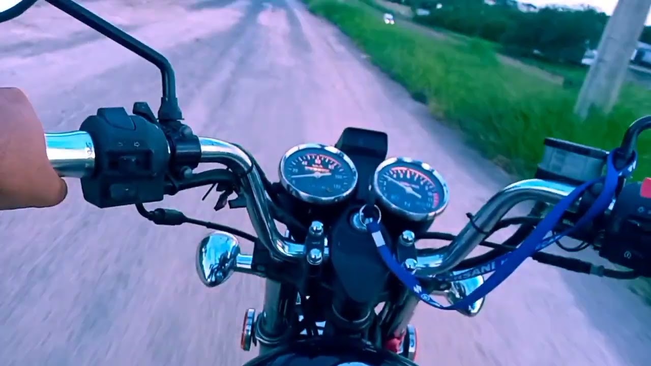 Intruder 125 com escape fortuna