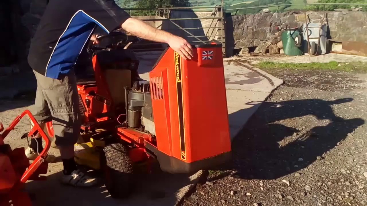 Westwood T1200 Ride on mower in action without the collector