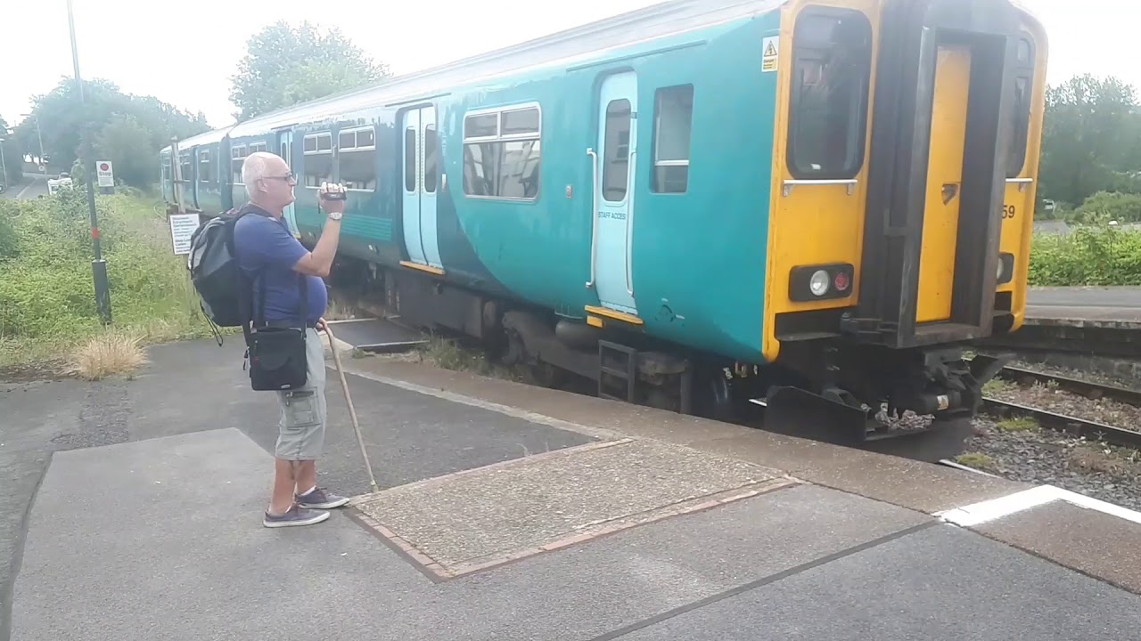 150s tones at Tenby station on the 01.07.19