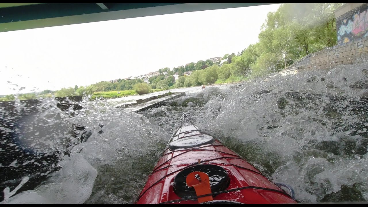 Wavesport Hydra in der Bootsrutsche Hattingen bei Niedrigwasser; WW3