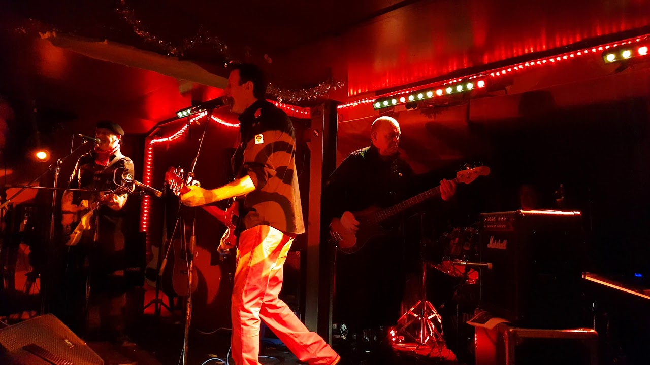 ANDY BLADE (eater) & THE ZIPS - Glasgow Broadcast 19th December 2017 - Undercover Cop