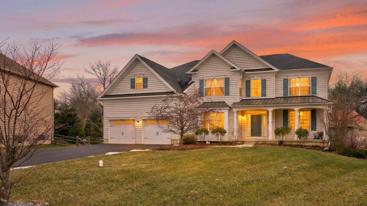 30 Dominic Dr., Downingtown, PA Presented by The Eric Leadbetter Team.