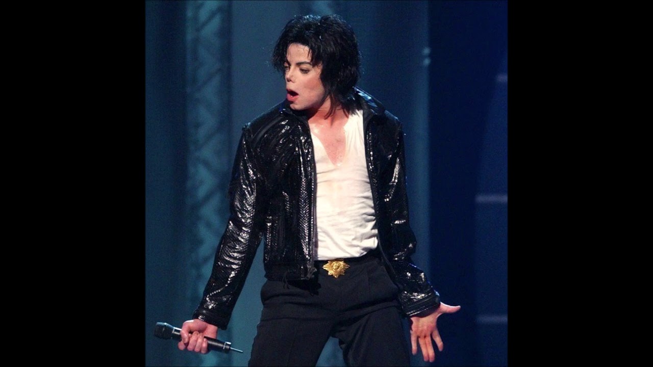 Michael Jackson Beat It 2001 (Madison Square Garden) DEEP VOICE!