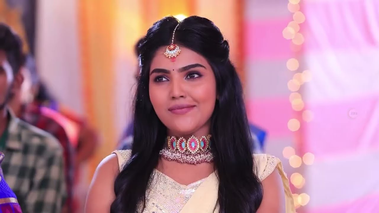 WIll Aishwarya and Vijay Get Married? - Sandakozhi - Full Ep 81 - Zee Tamil