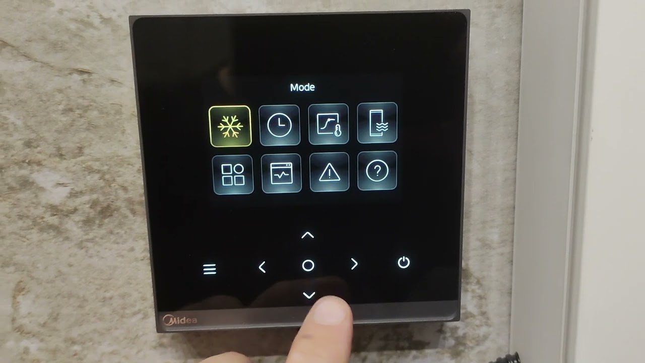 Midea R290 8KW monobloc on cooling mode, min output
