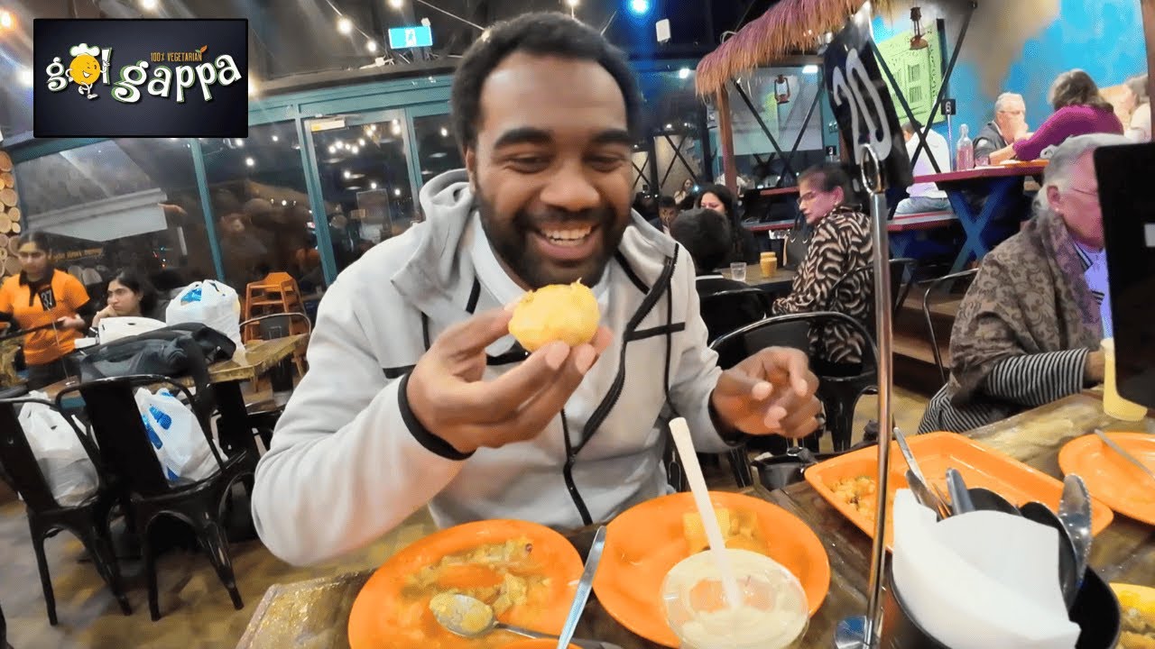 Trying Indian Street Food in Australia 🇮🇳🇦🇺 | Fully Vegetarian Feast!