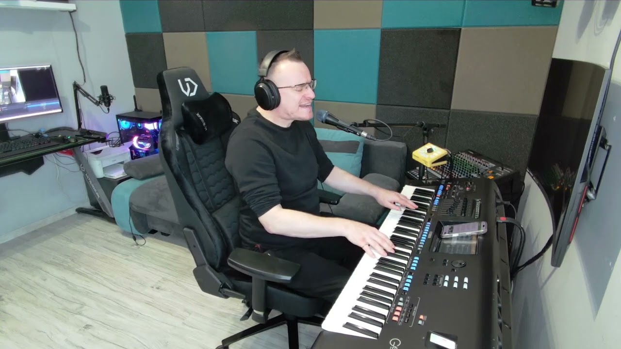 Oczarowałaś Mnie (cover Drossel) - Marcin Songs/Yamaha Genos