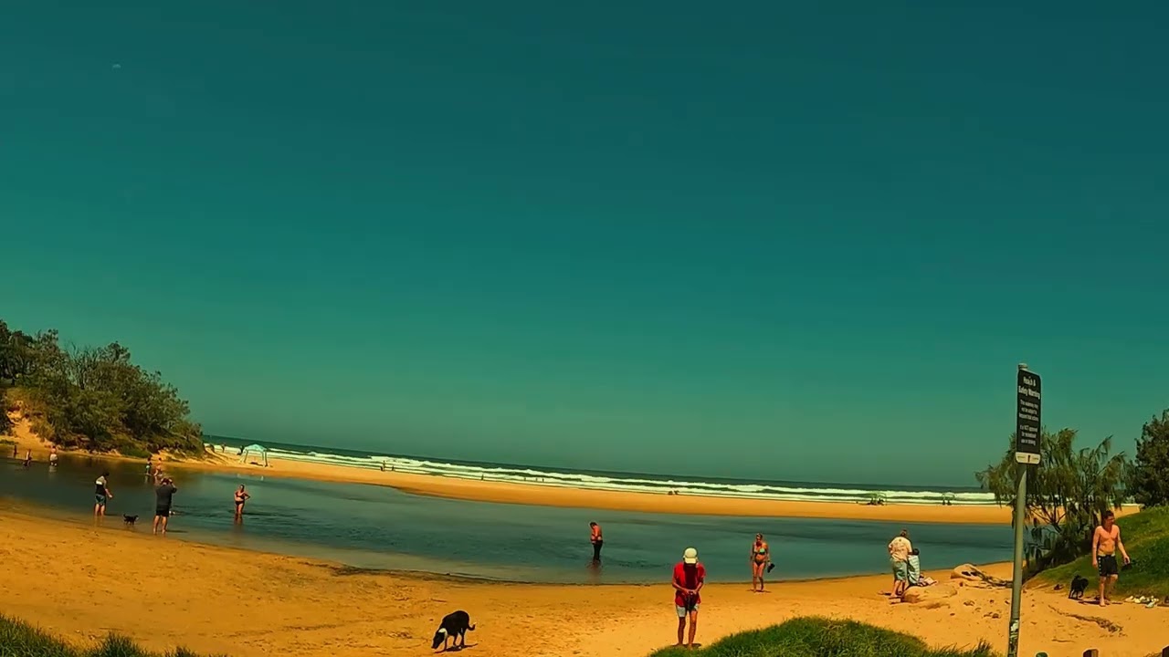 Go pro hero 10 Basic 40fps. Sunshine Coast dog friendly beach Edited in Luma Fusion.