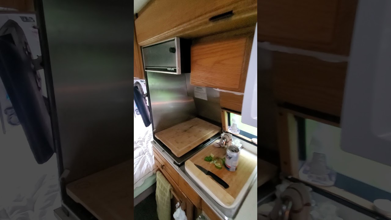 Tour of our van home, #uglybettythevan....1996 Dodge Roadtrek 190 Versatile