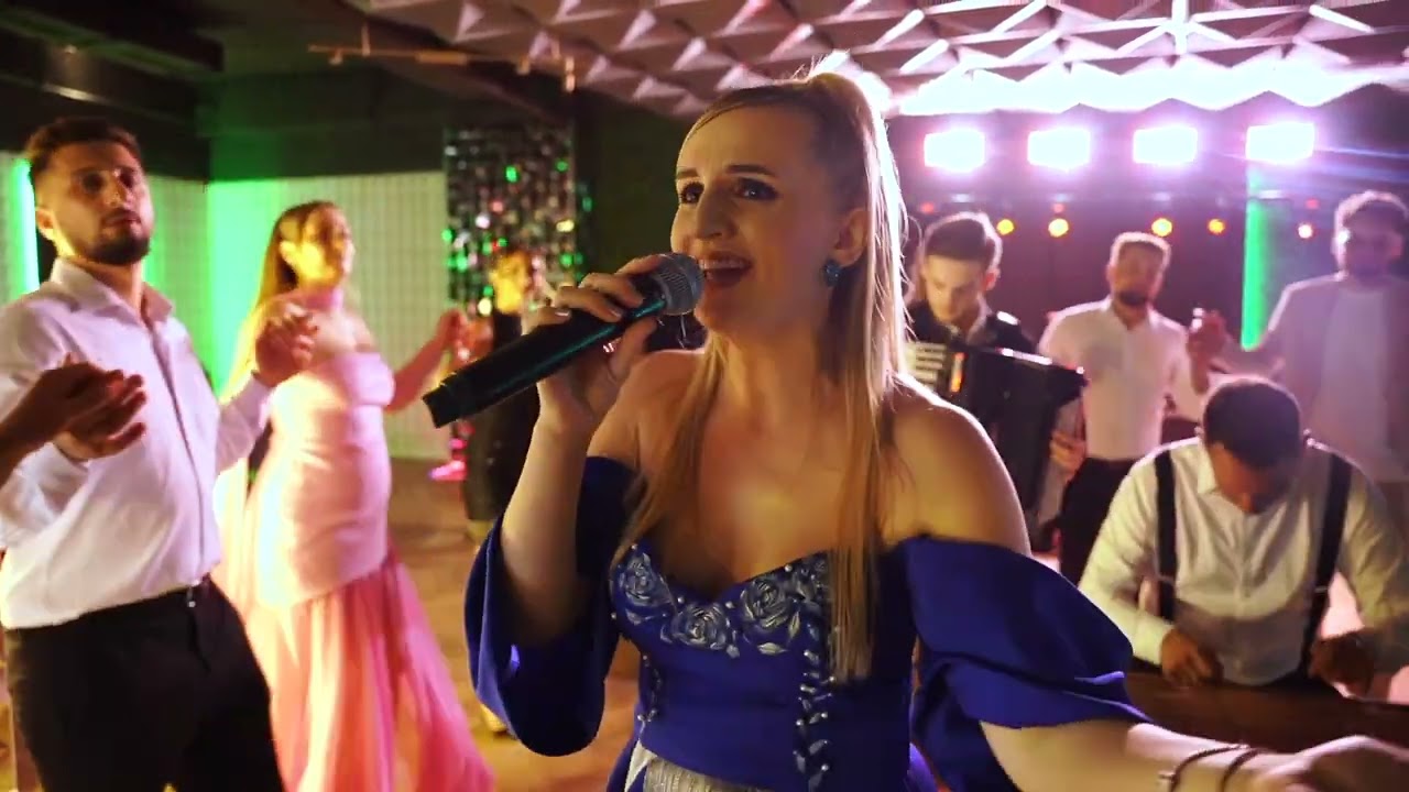 Vladimir Duminică Orchestra și Andreea Vicovan -LIVE -Muzică de petrecere 