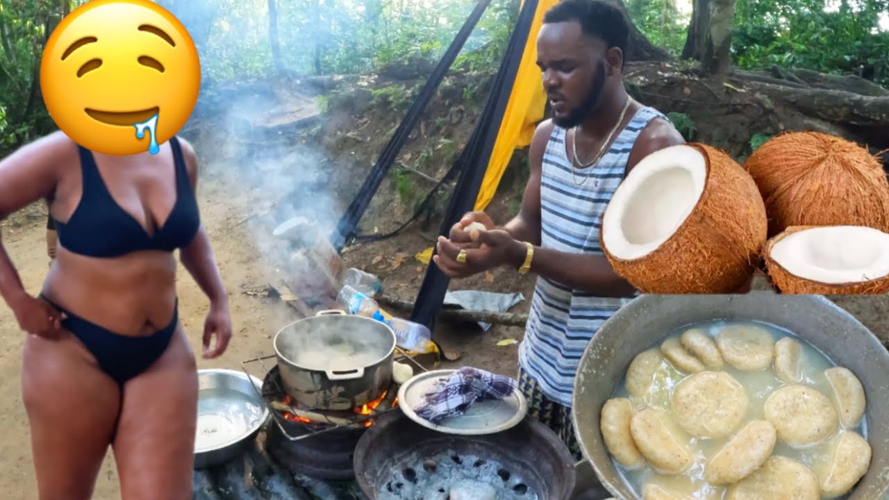 She’s Saying if it’s Not Tight it’s Not Good 😳 || Coconut Trash Boiled Dumplings Riverside Cooking