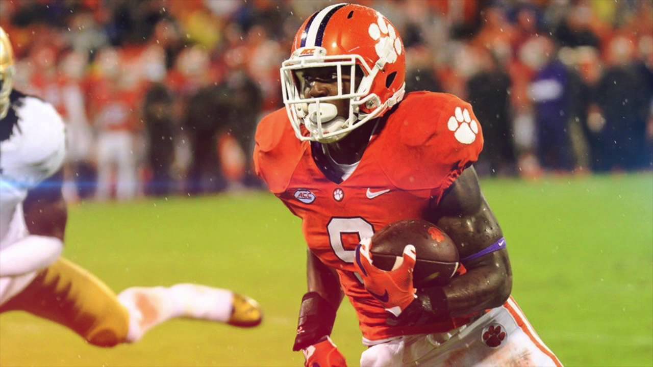 Wayne Gallman || 