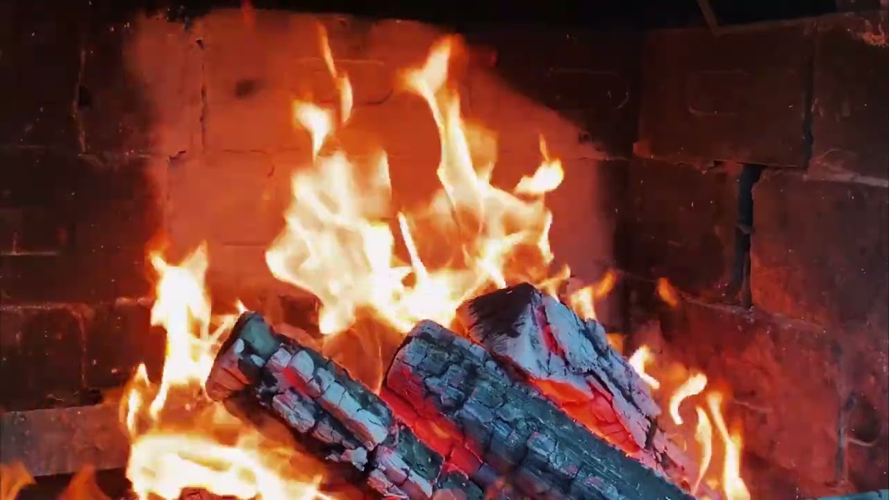 Fireplace4K UHD Fireplace with Crackling Fire No Sounds
