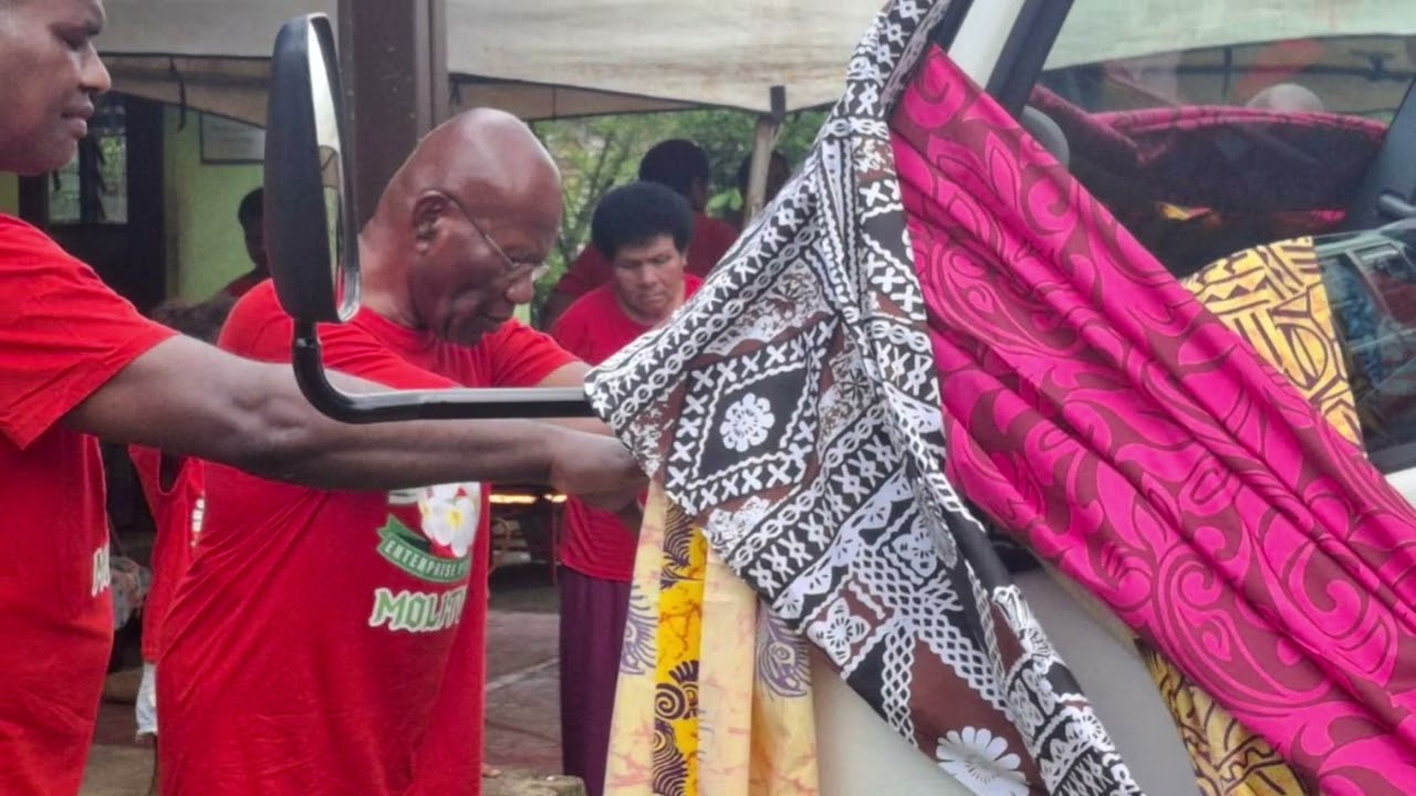 Sasaga ni Bula Toro Cake ena Mataqali Vusatoranikuku (Molituva)