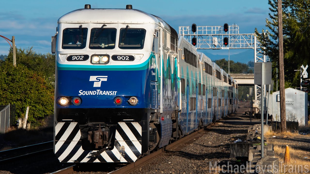 Train Action on the BNSF Seattle Subdivision in September 2021