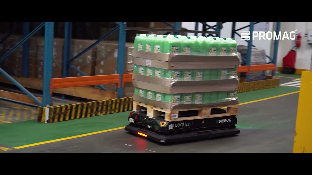 Autonomous mobile robots and a fully automatic wrapping line at CLOVIN S.A.