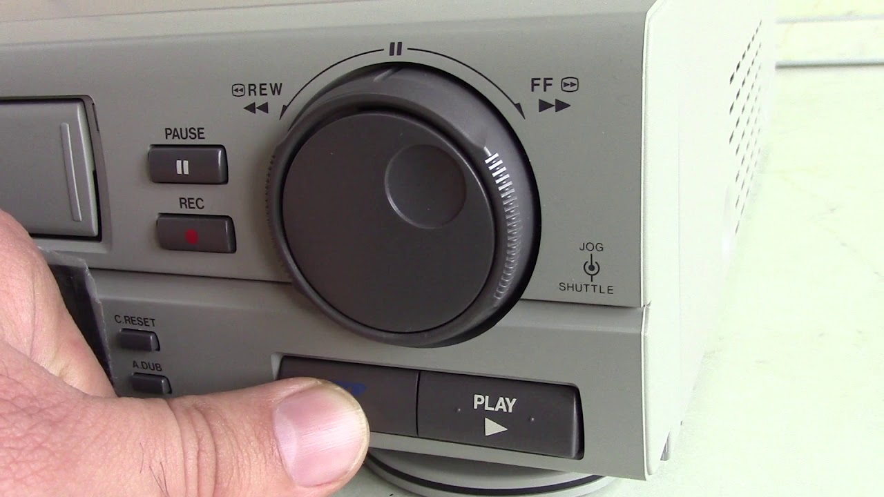 Видеомагнитофон JVC SR-S388E S-VHS