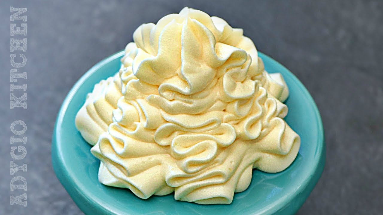 Crema de vanilie cu frisca sau mousse de vanilie