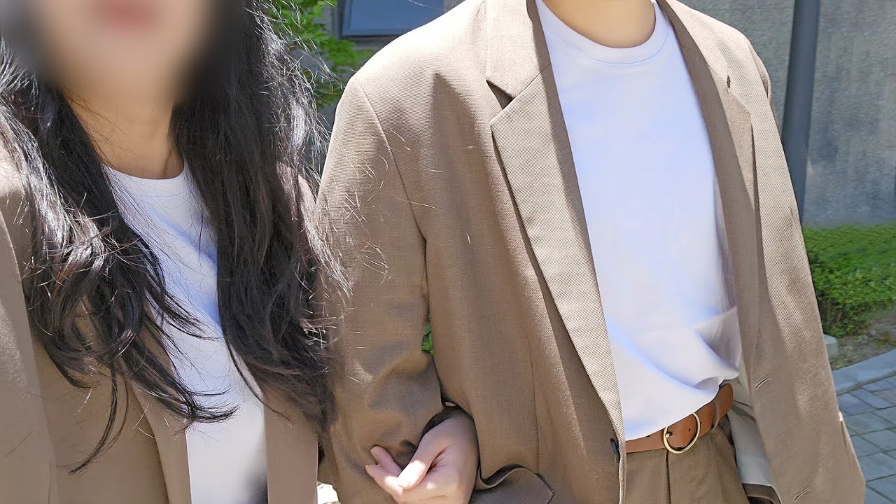 난생처음 딸 참관수업 가서 오열한 부부