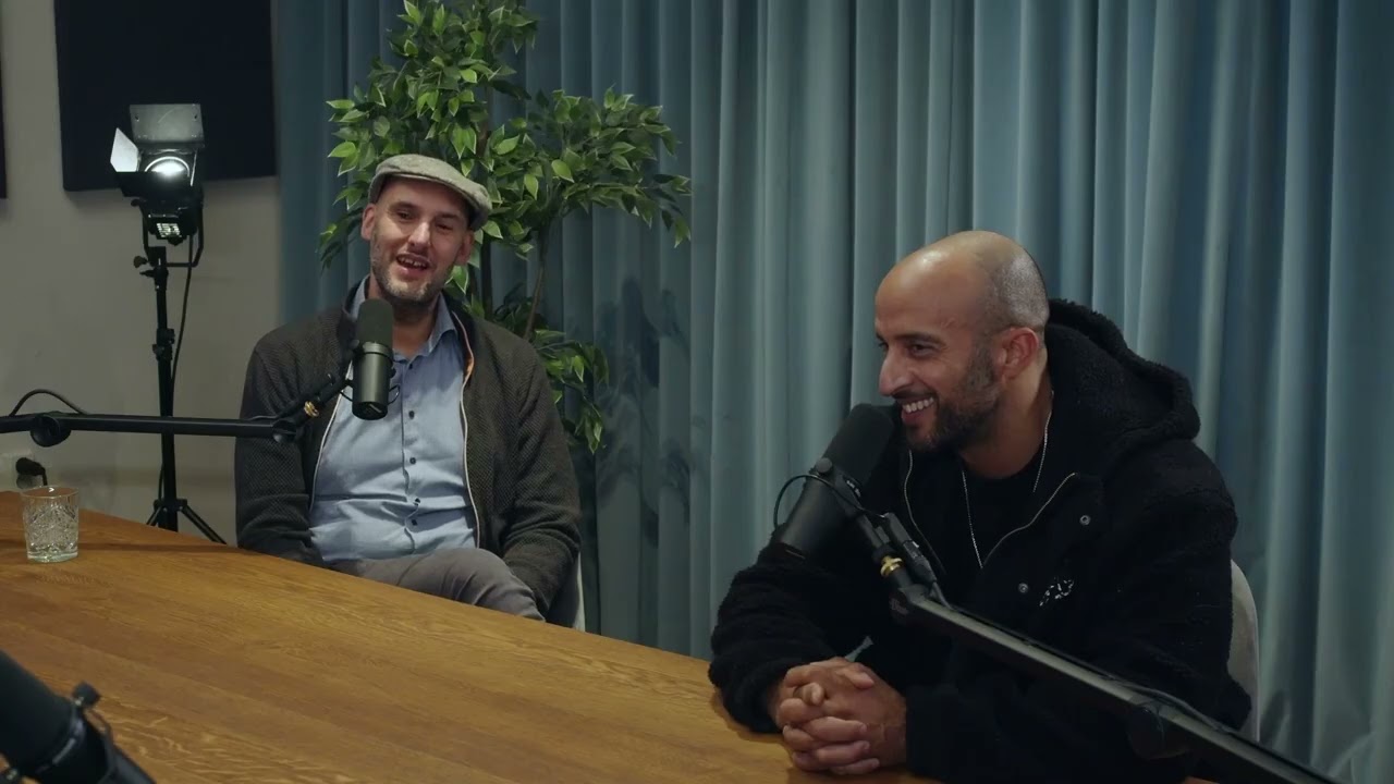 Regisseur Hesdy Lonwijk, editor Yamal Stitou en acteur Walid Benmbarek over de serie MOCRO MAFFIA