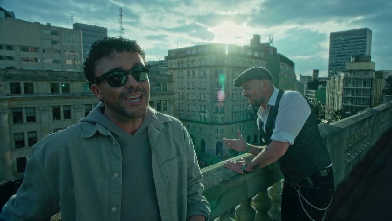 El Gran Teatro - Santiago Cruz feat. Andr&eacute;s Cepeda (Video Oficial)