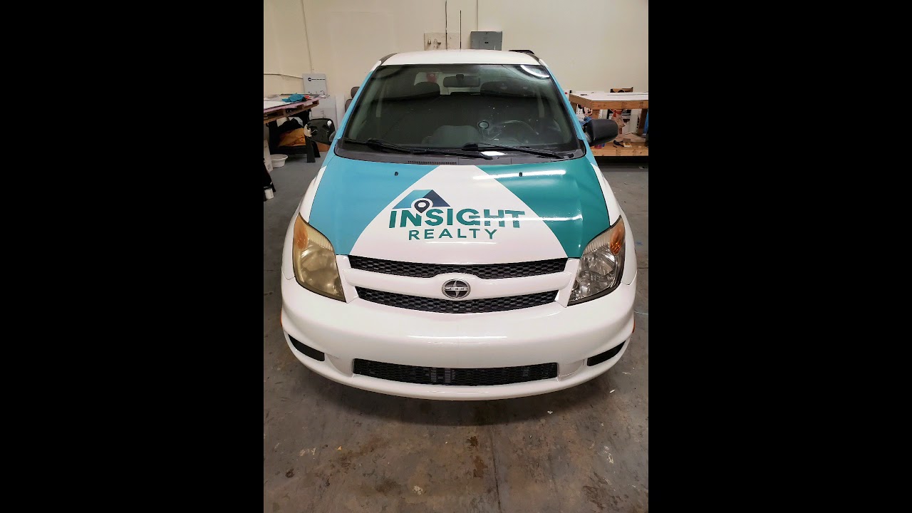 Car wrapping, advertising.