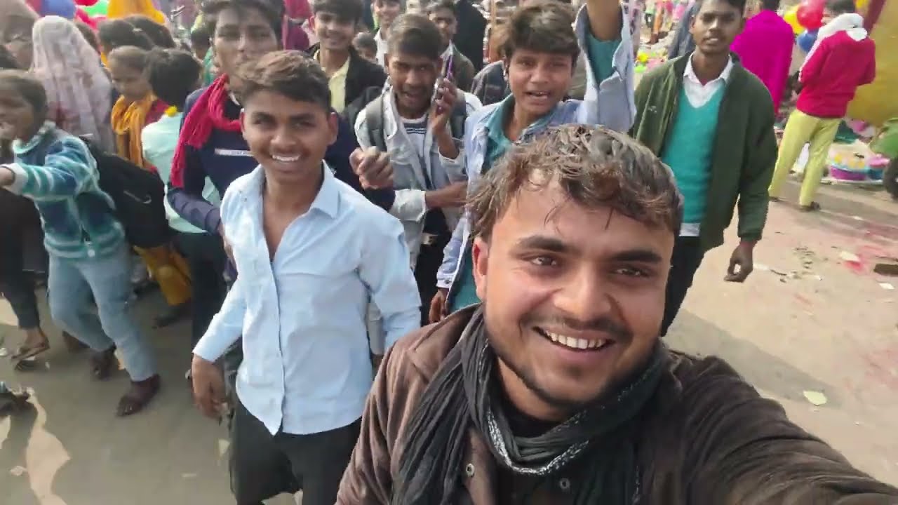 राजघाट गंगा मैया पर जाते हुए 🙏