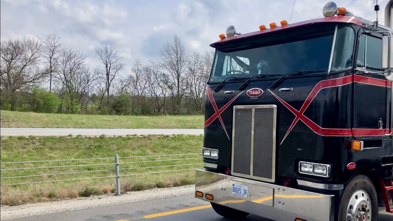 Truck Spotting- Spring 2024 Part 2 - Old Fords & Western Stars, Cabover & Tons of Peterbilts