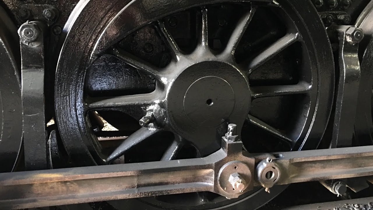 1922 built Q5 (slideshow)