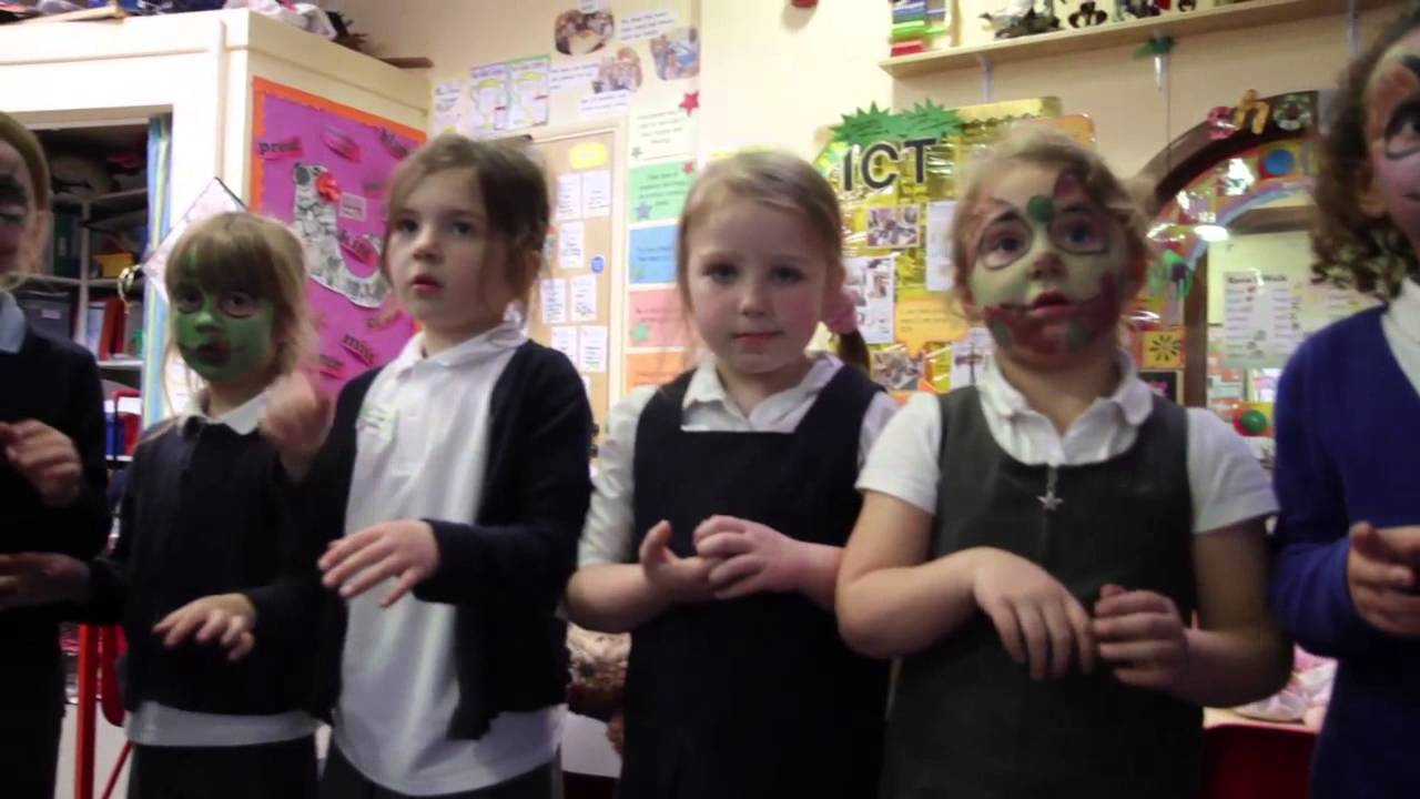 Class Two : Five Little Creatures in a Flying Saucer