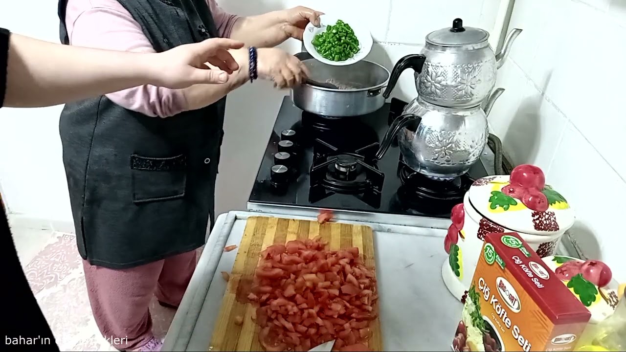 tanju ve annesin'den güzel bir yemek