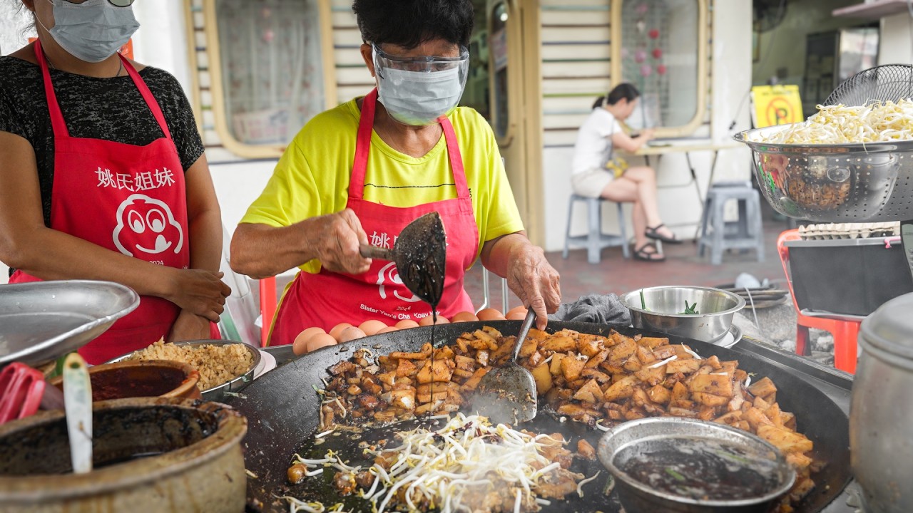 The Only One Michelin Award Char Koay Kak in Malaysia ! Irreplaceable Taste since 1963