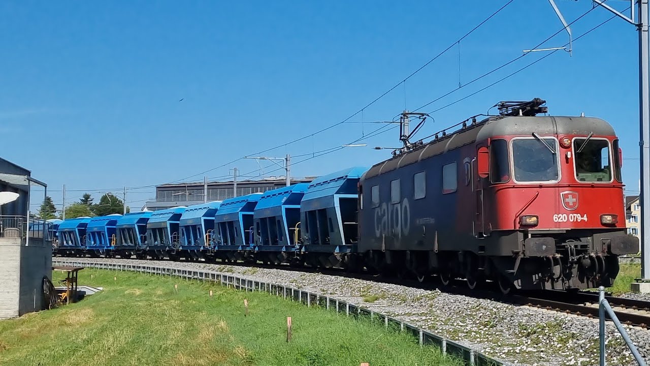 SBBC Re 6/6 mit Kieszug in Romanshorn VL