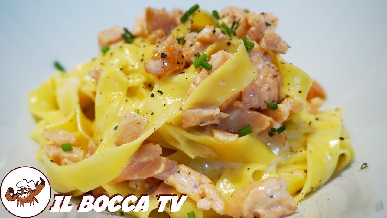 651 - Pasta al salmone affumicato con panna...e ti allunghi di una spanna! (primo di pesce delicato)