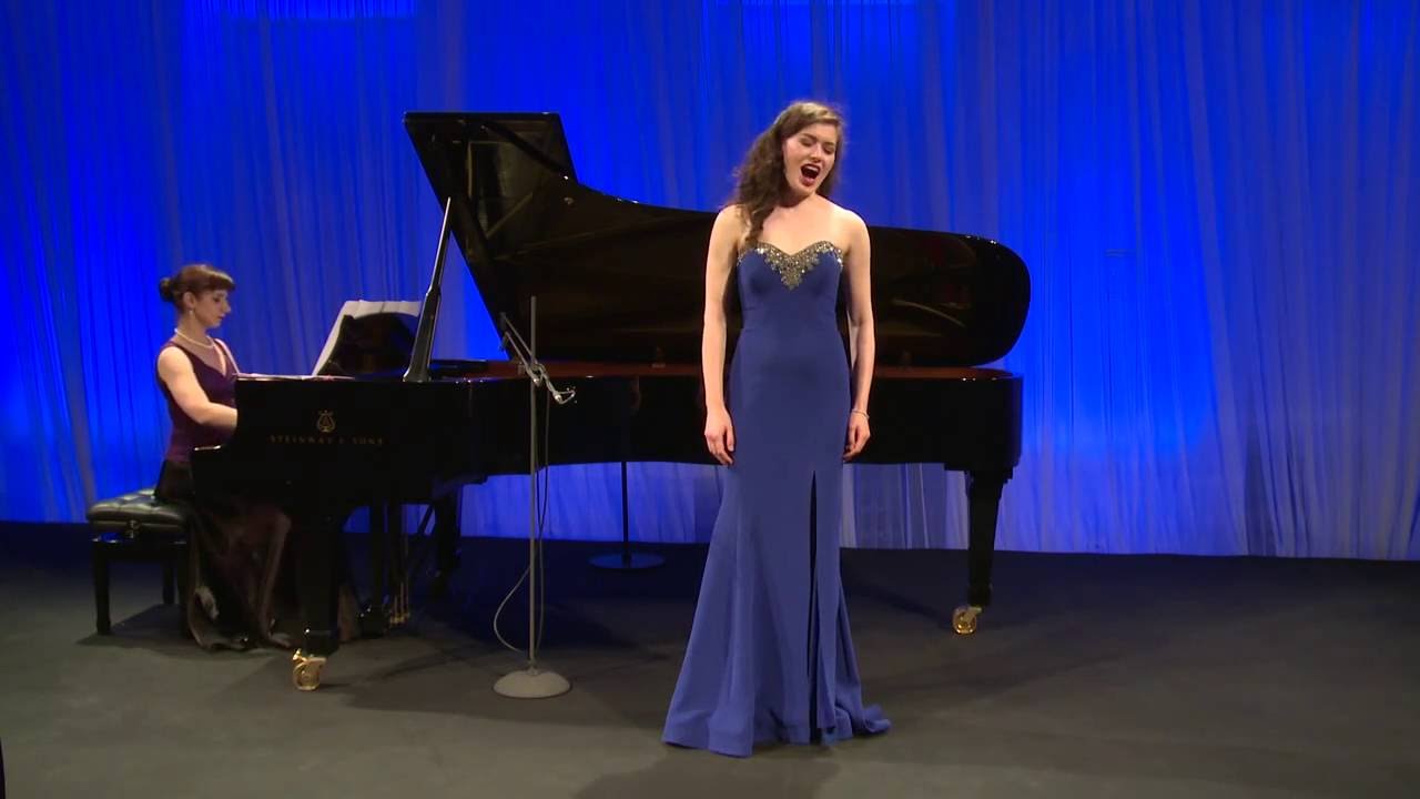 Bozena Bujnicka - Walc Caton 'To dawny mój znajomy' z opery 'Casanova" L. Różyckiego