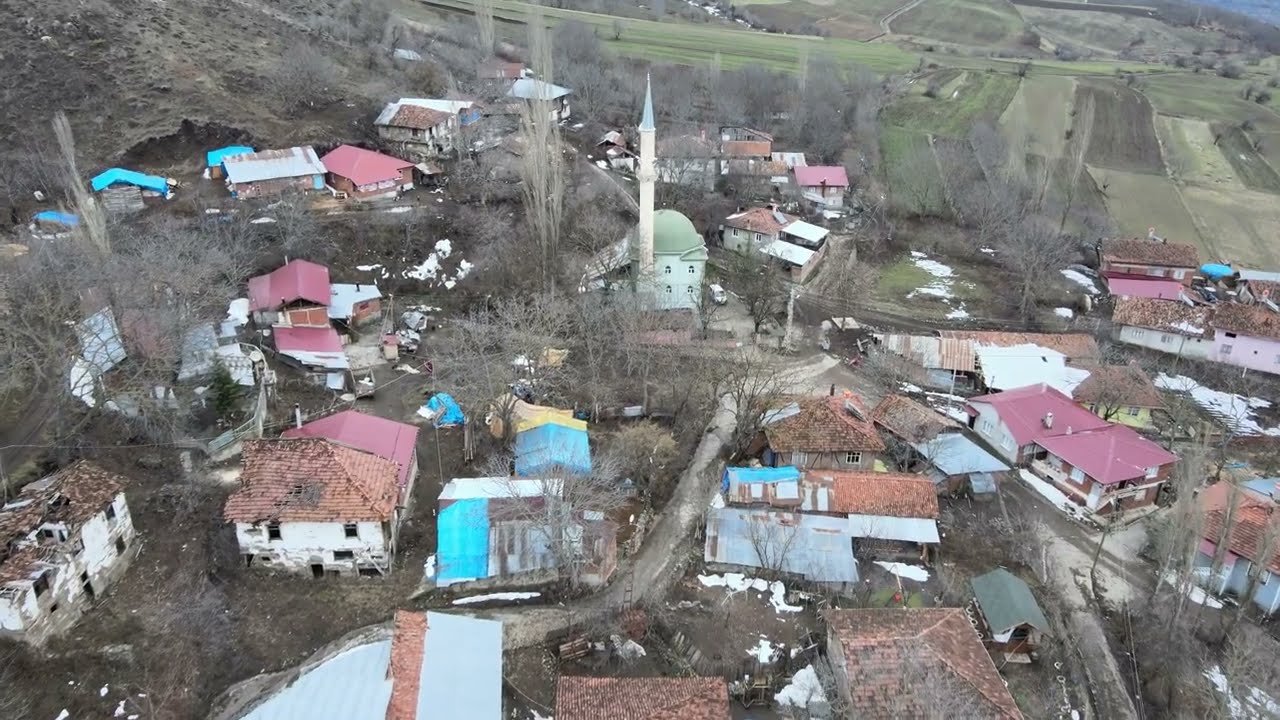 Ardıçlı Köyü Kavra Kayası Çamiçi Yaylası