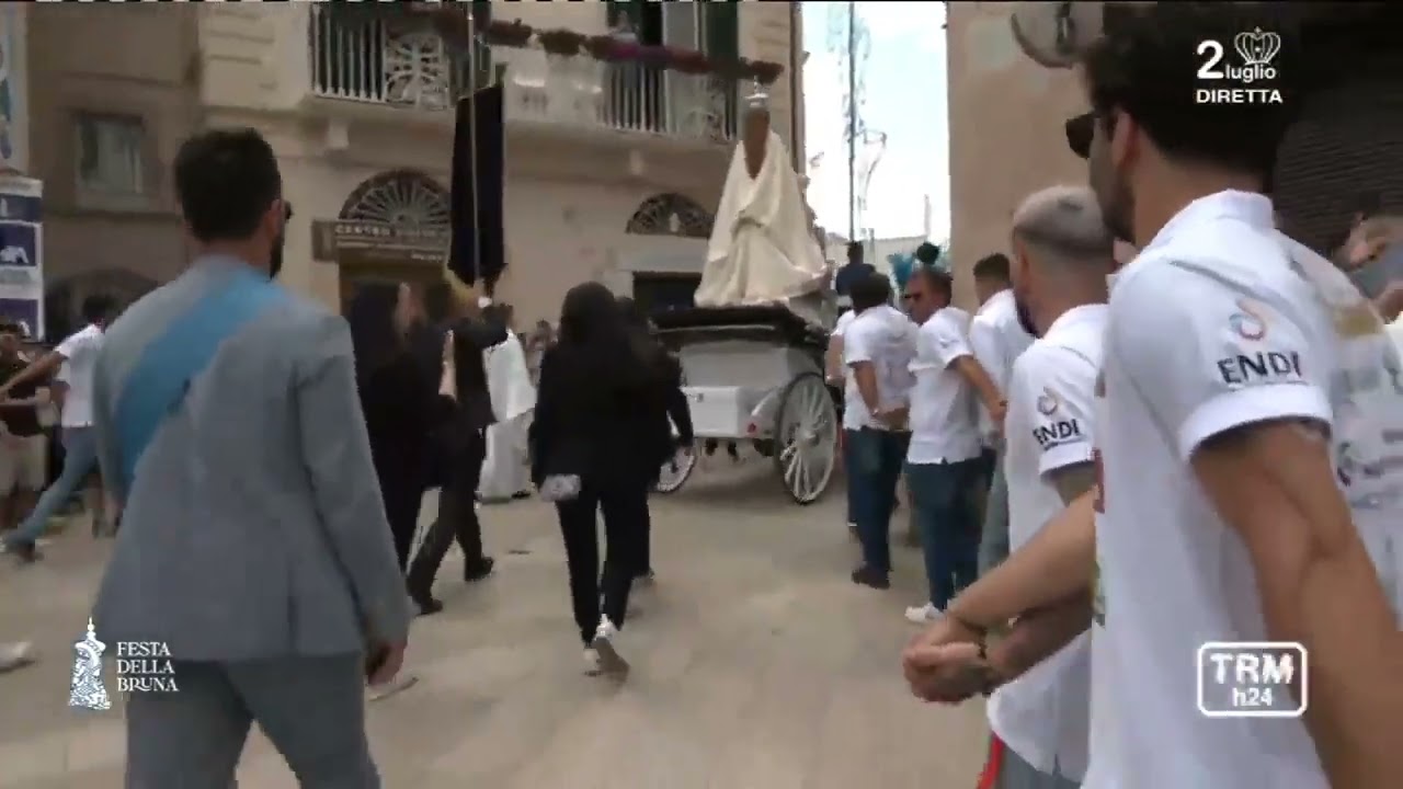 La Madonna della Bruna arriva in piazza San Francesco