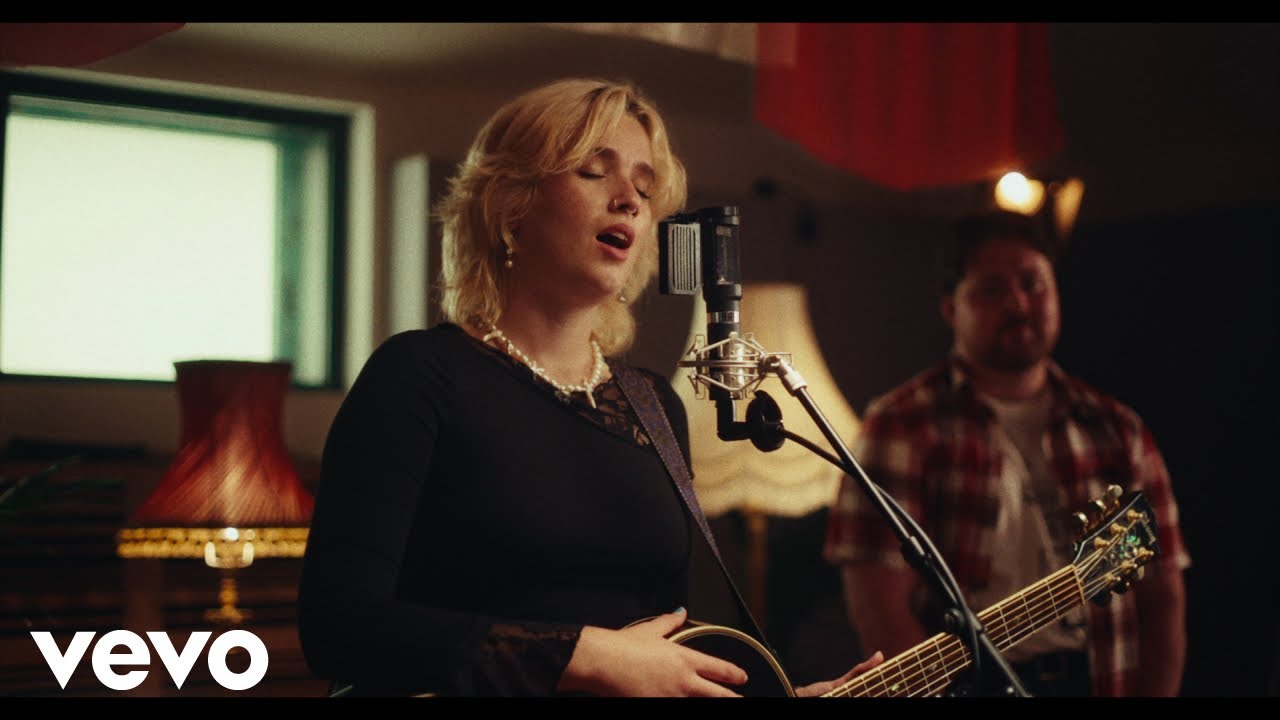 Cliffords - My Favourite Monster (Acoustic)